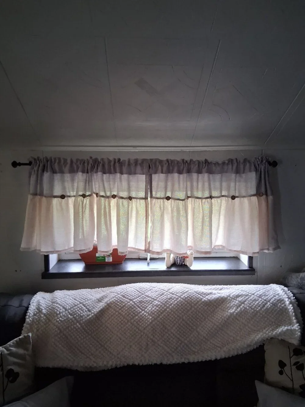 set of 2 farmhouse window valances Grey & tan with buttons